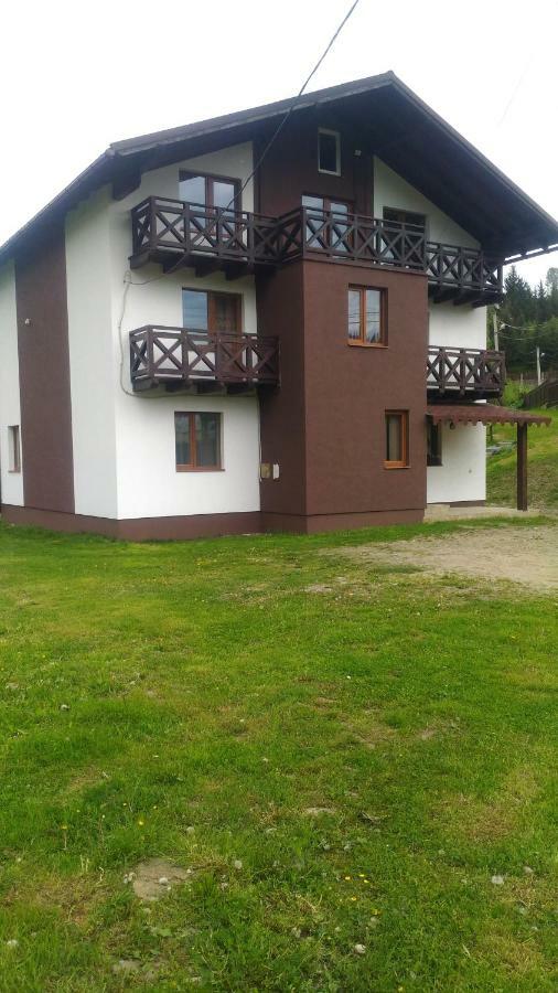 Guest House Stari Druzy 슬랍스크 외부 사진
